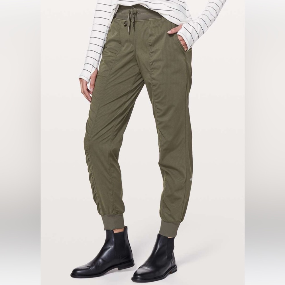 Lululemon Dance Studio Mid-Rise Jogger - Full Length